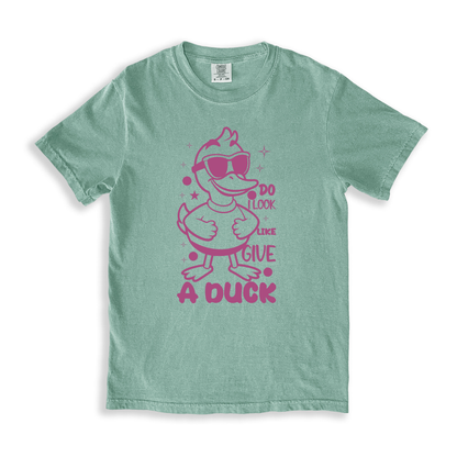 Do I Look Like Give A Duck T-shirt - Bay