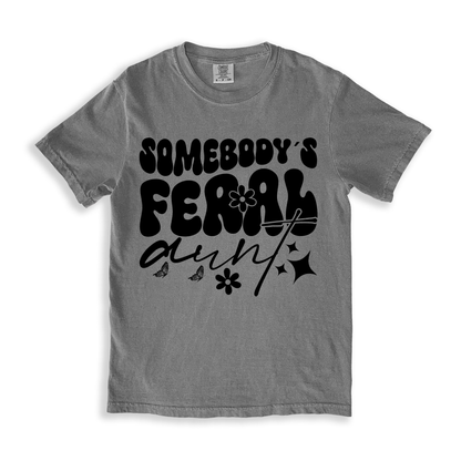 Somebody_s Feral Aunt T-shirt - Grey
