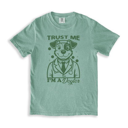Trust Me I_m A Dogtor T-shirt - Bay